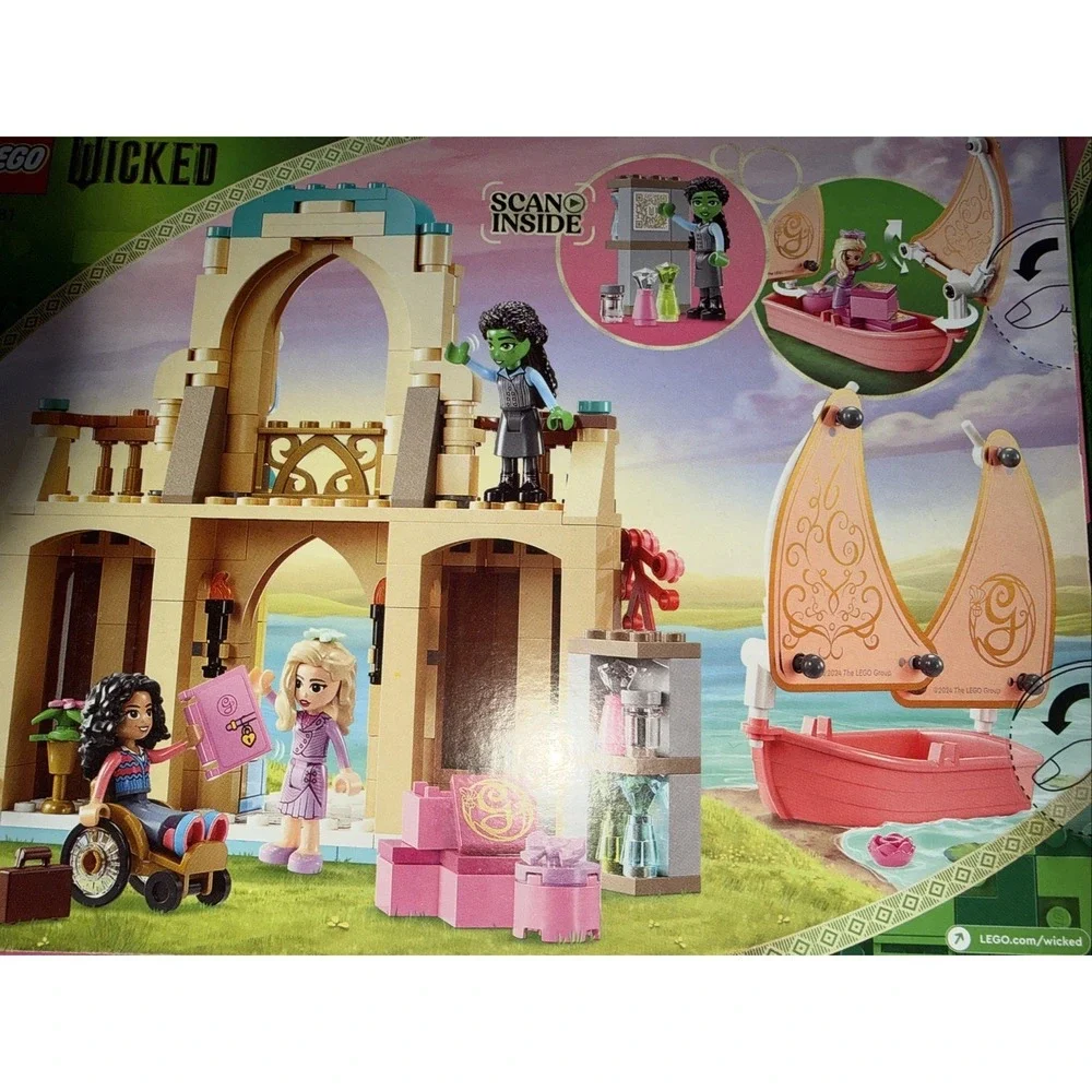*Sealed* LEGO Wicked: Glinda, Elphaba & Nessarose at Shiz University (75681)